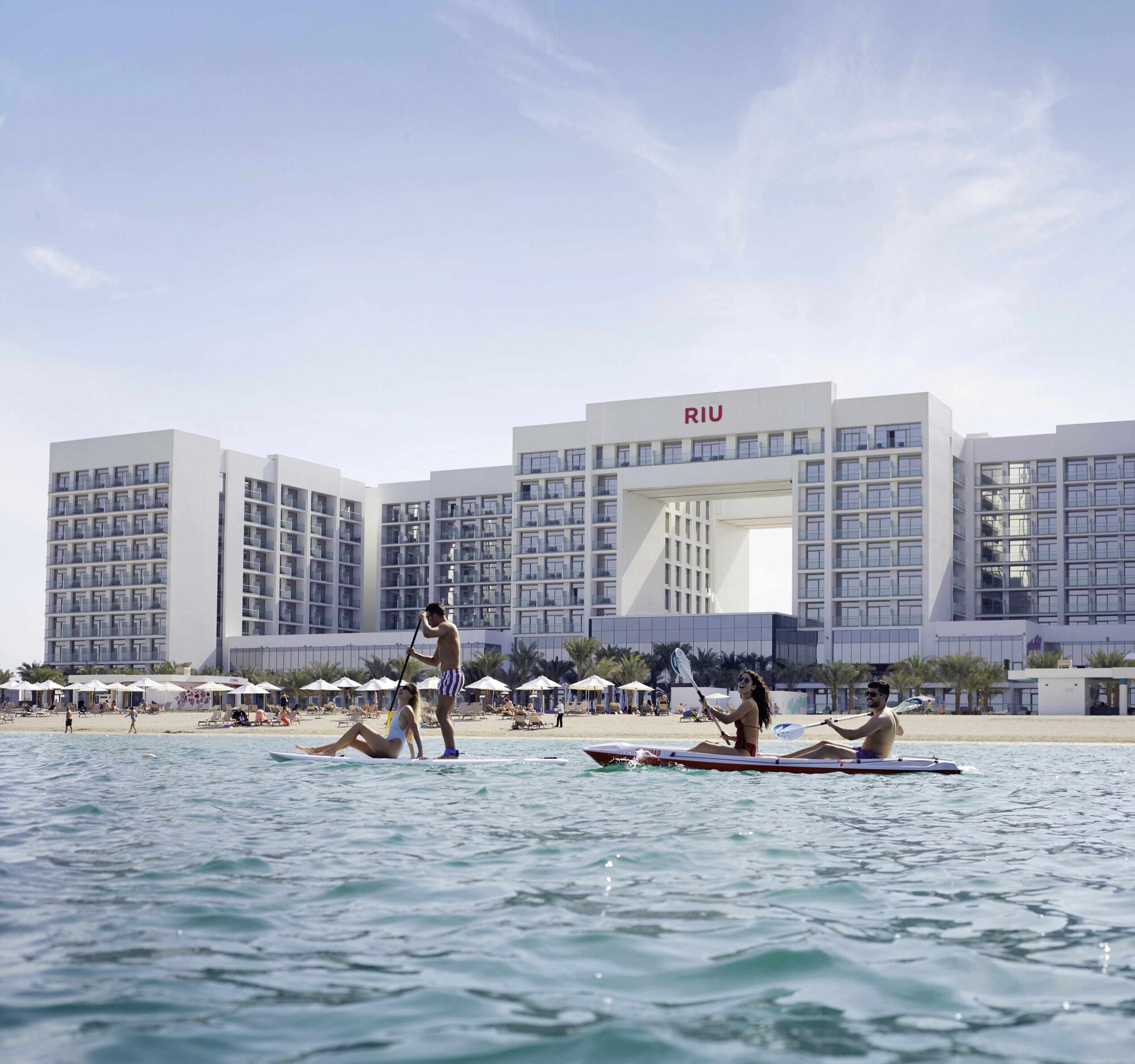 Riu Dubai Hotell Exteriör bild